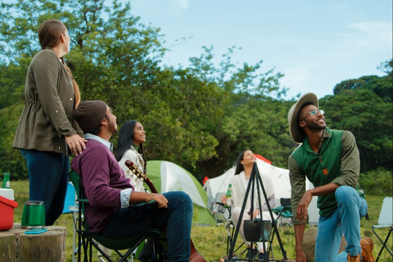 6 Top Tips for Camping with Friends